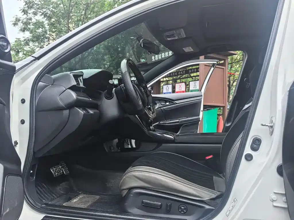 Honda Civic — фото 5