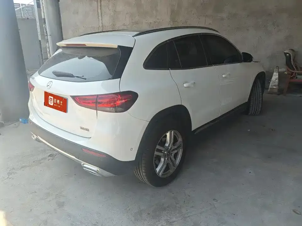 Mercedes-Benz GLA — фото 7