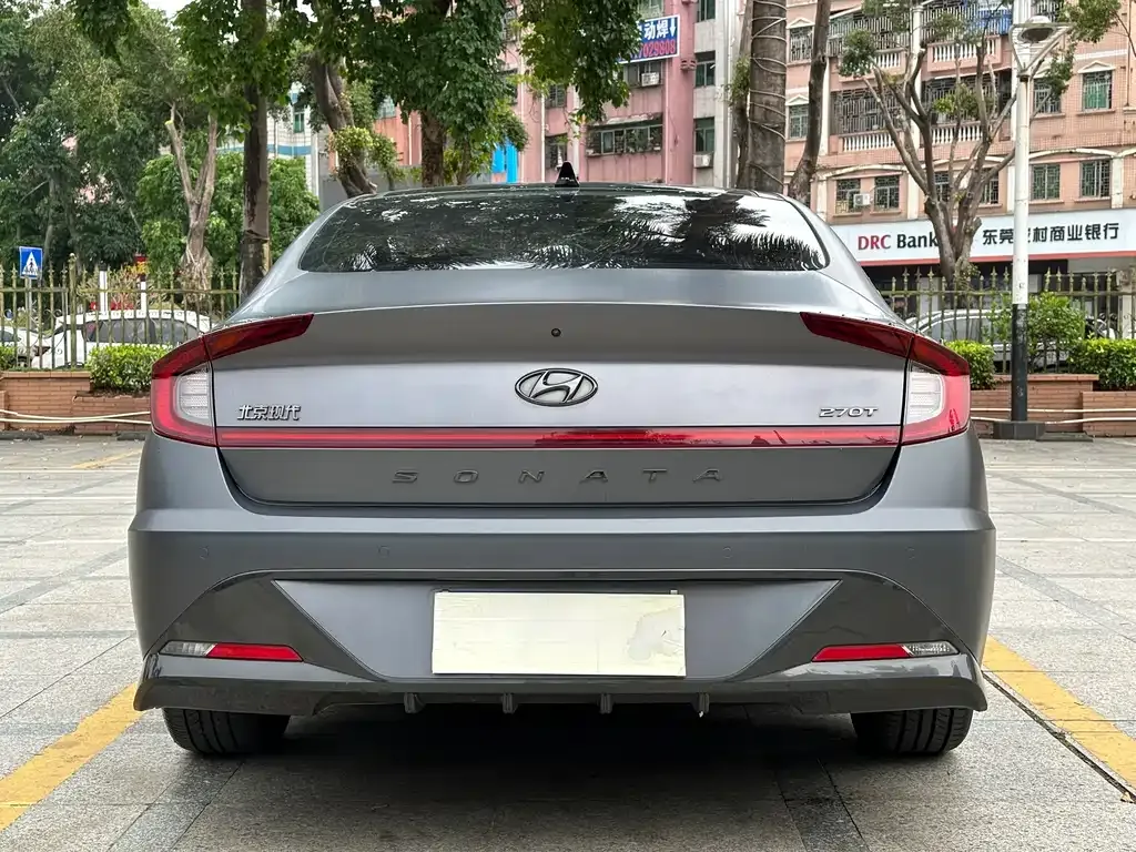 Hyundai Sonata — фото 7