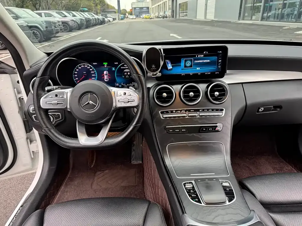 Mercedes-Benz C-Class — фото 10