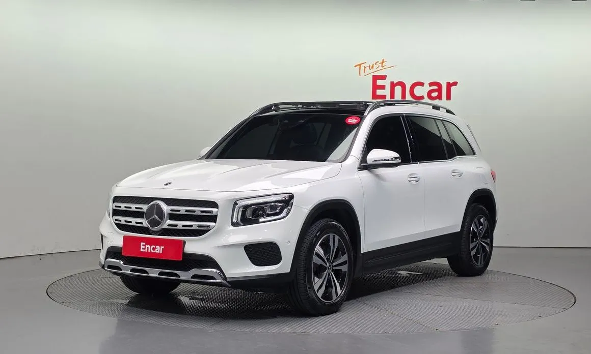 Mercedes-Benz GLB-Class — фото 1