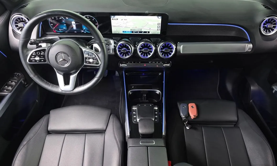 Mercedes-Benz GLB-Class — фото 10