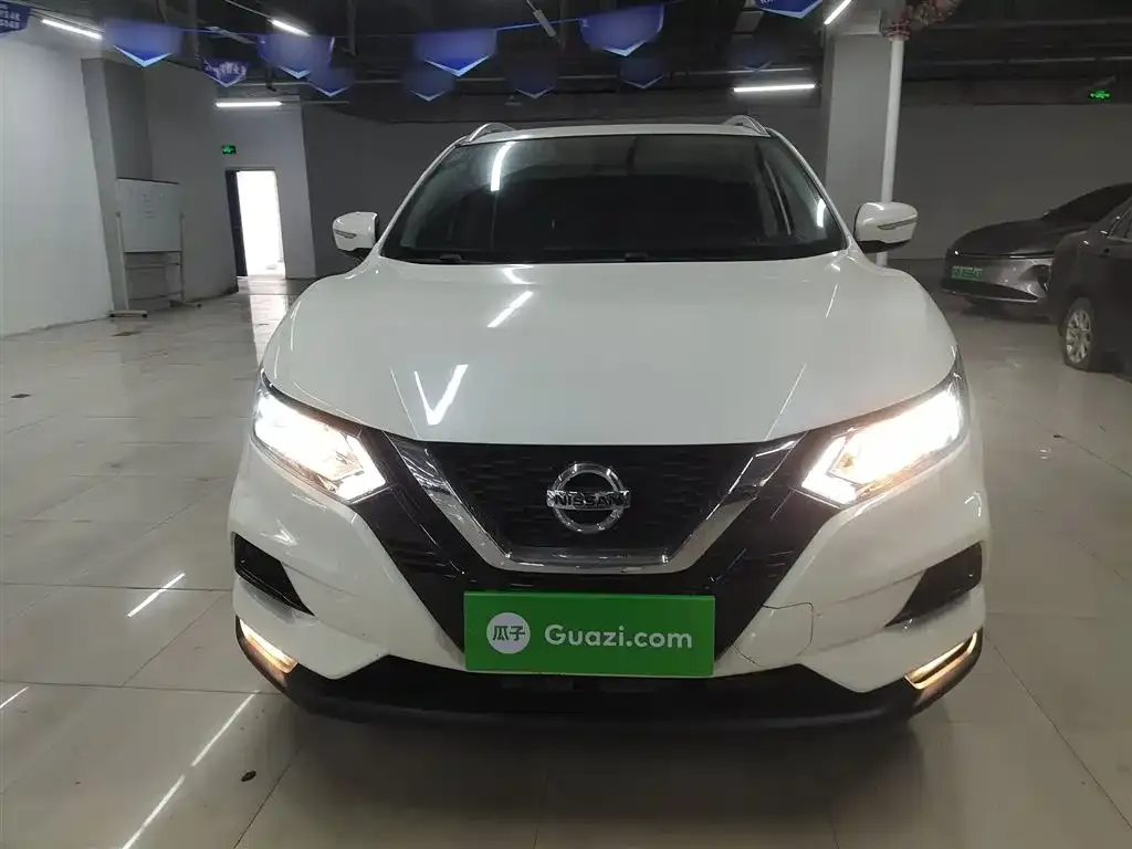 Nissan Qashqai — фото 2