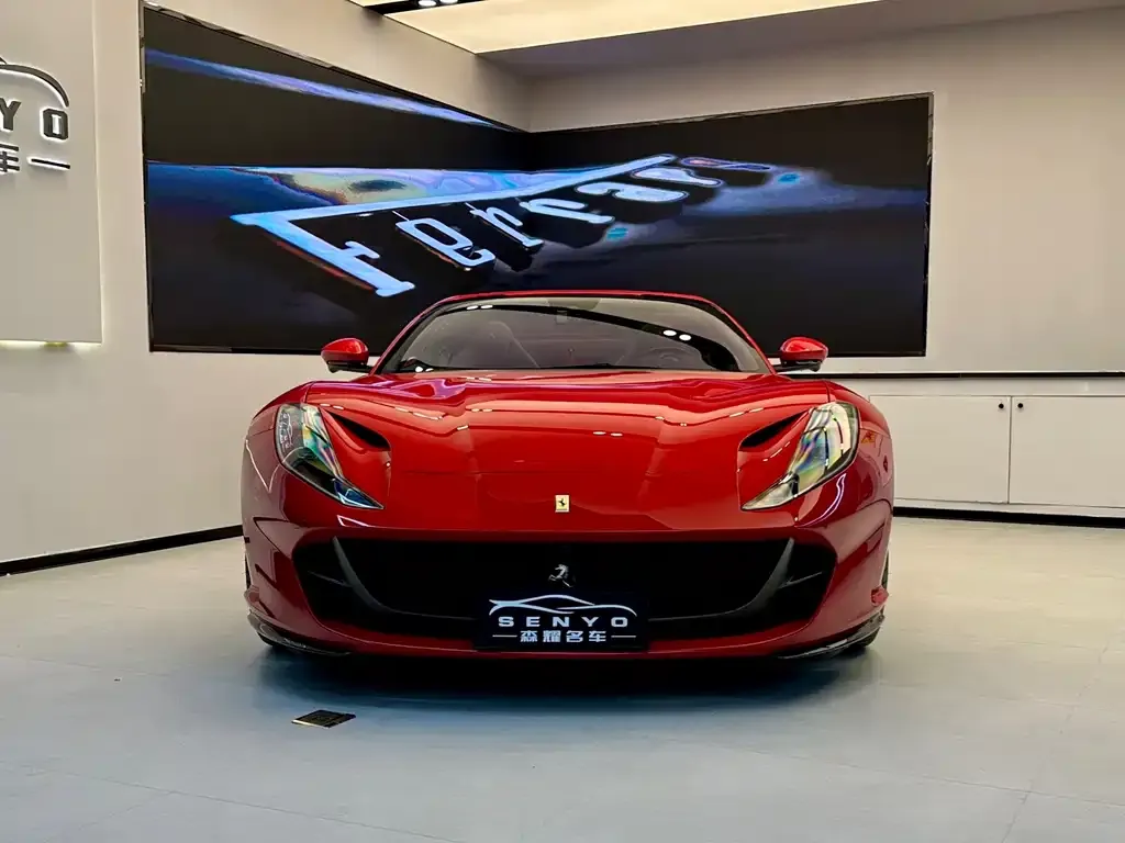 Ferrari 812 — фото 4