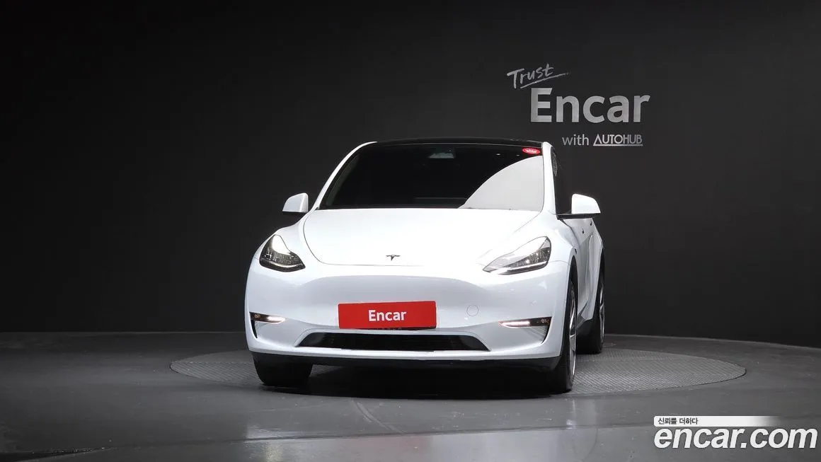 Tesla Model Y — фото 6