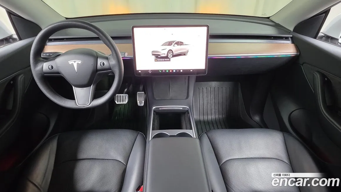 Tesla Model Y — фото 10