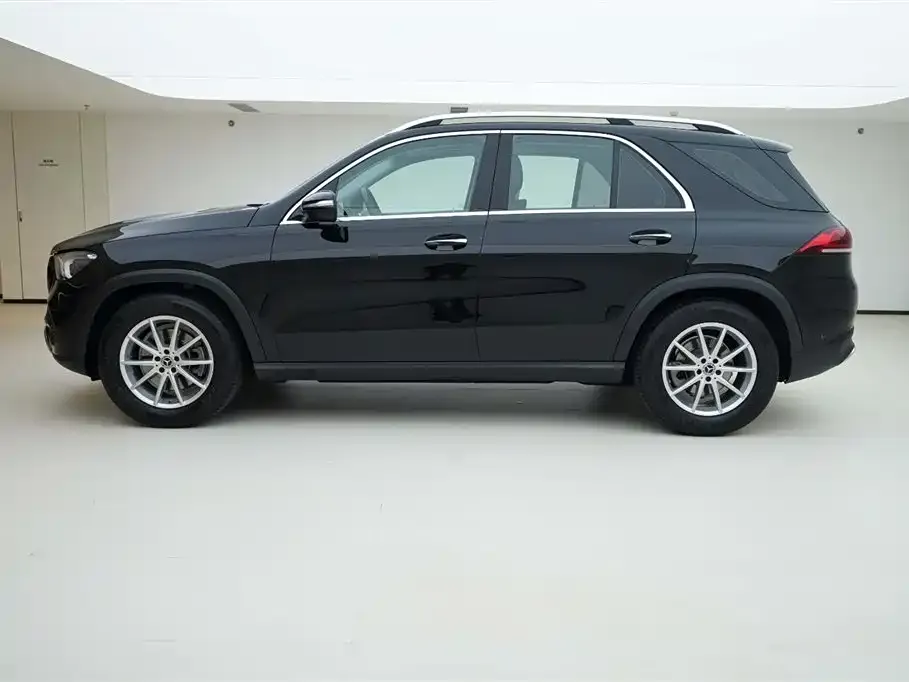 Mercedes-Benz GLE — фото 10