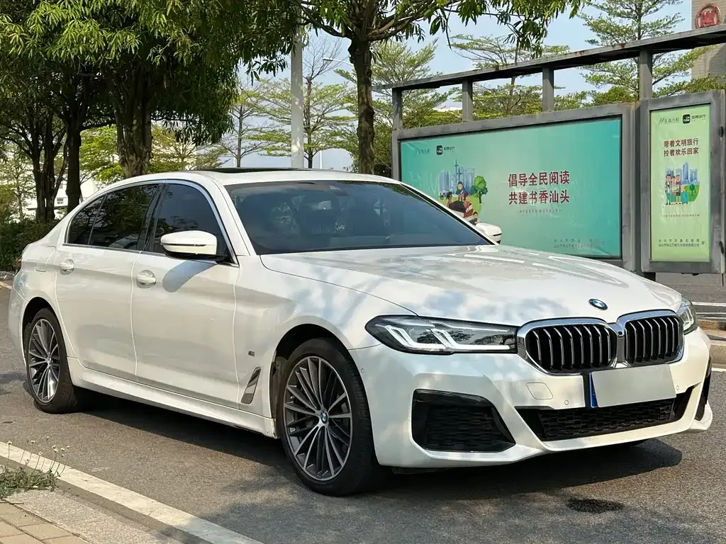 BMW 5 Series — фото 5