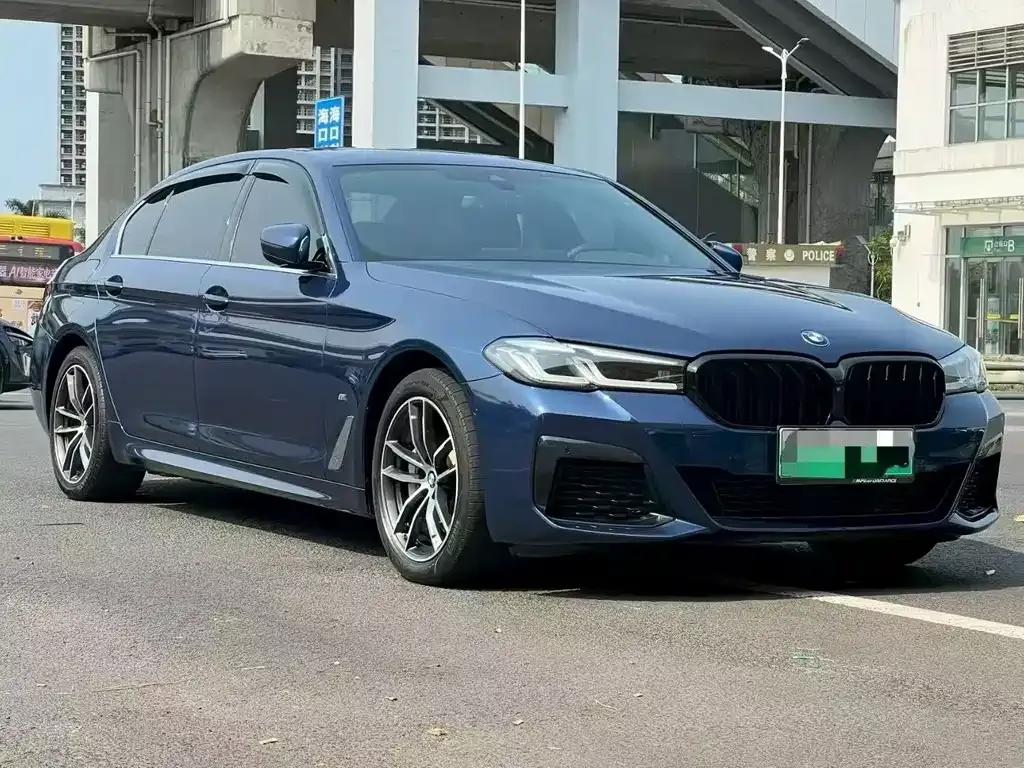 BMW 5 Series New Energy — фото 7