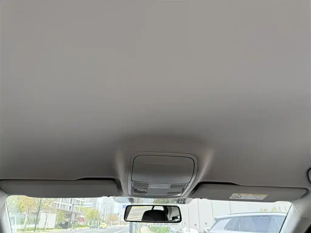 Skoda Octavia — фото 2