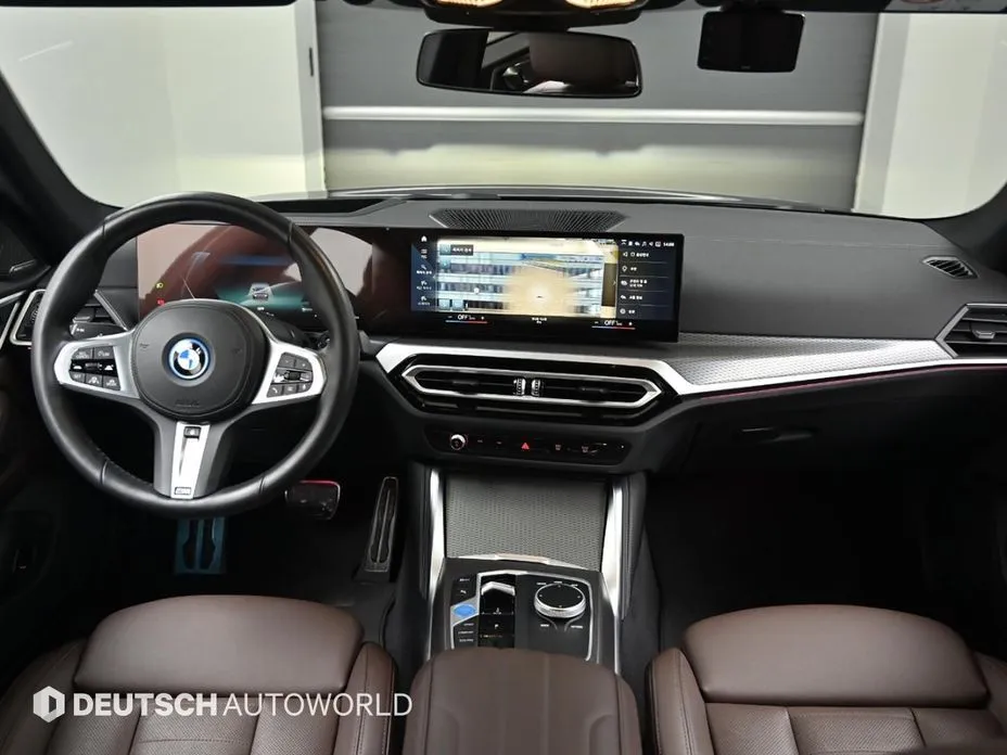 BMW i4 — фото 9