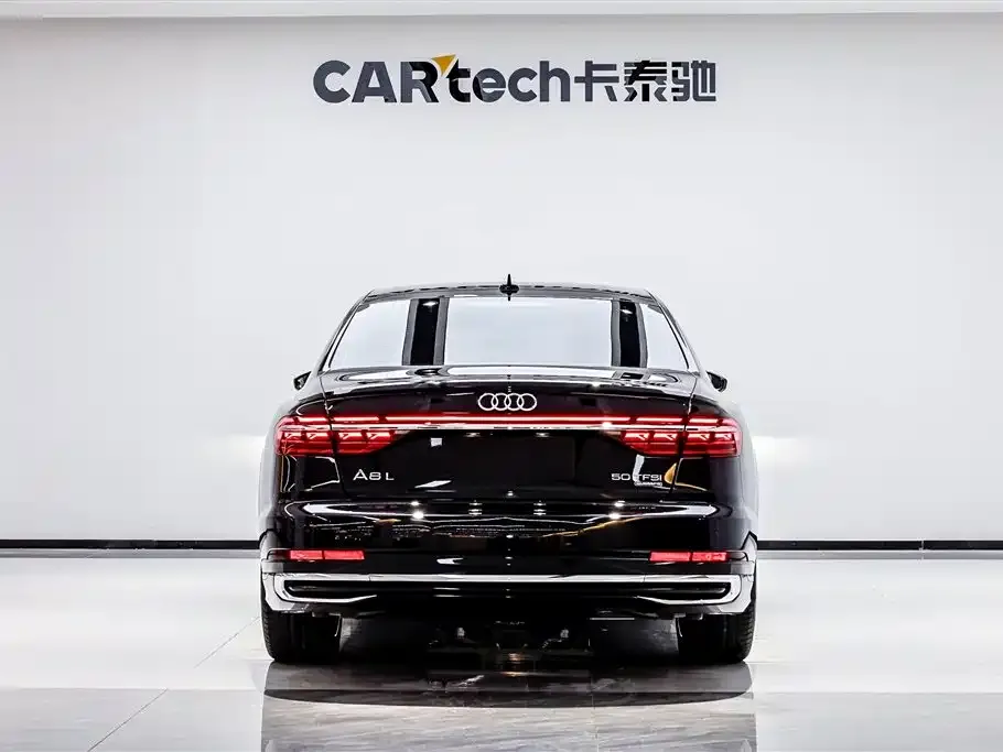 Audi A8 — фото 4
