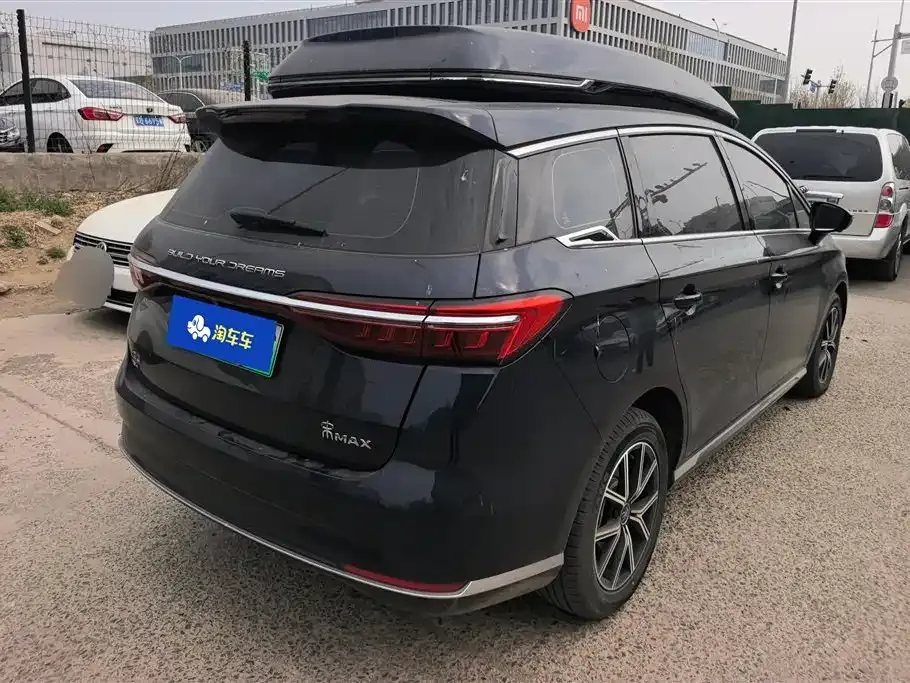BYD MAX New Energy — фото 5