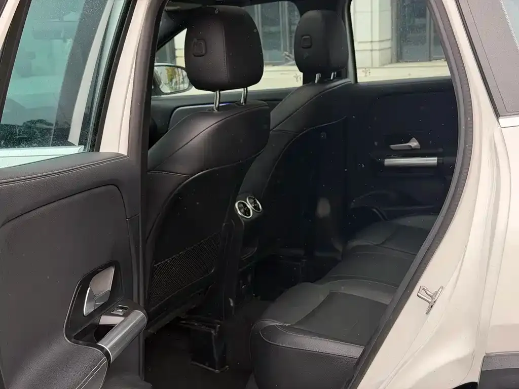 Mercedes-Benz GLA — фото 2
