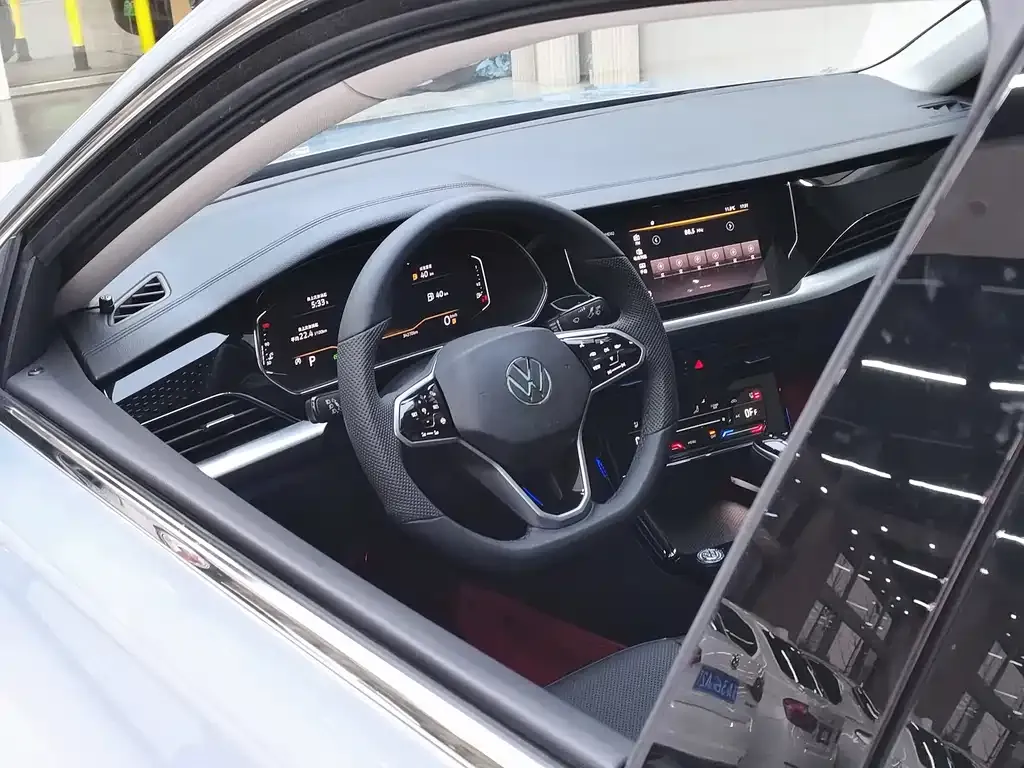 Volkswagen Passat — фото 9
