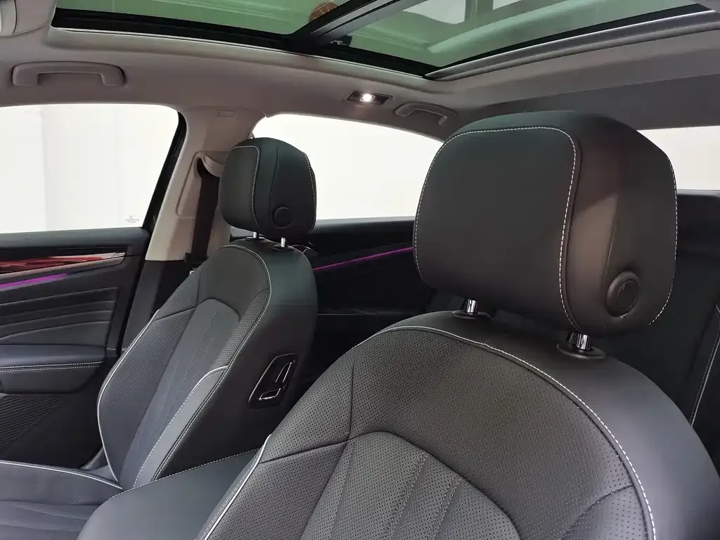 Volkswagen Passat — фото 10