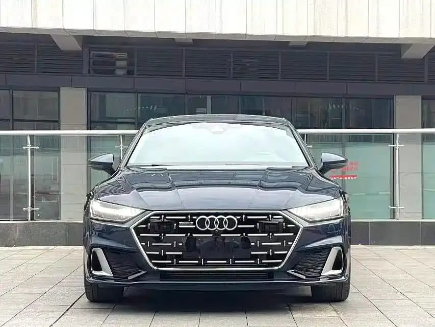 Audi A7L — фото 9