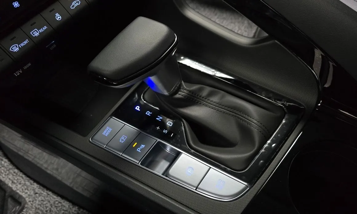 Hyundai AVANTE — фото 6