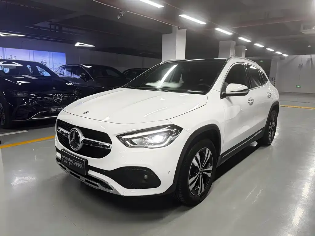 Mercedes-Benz GLA — фото 1