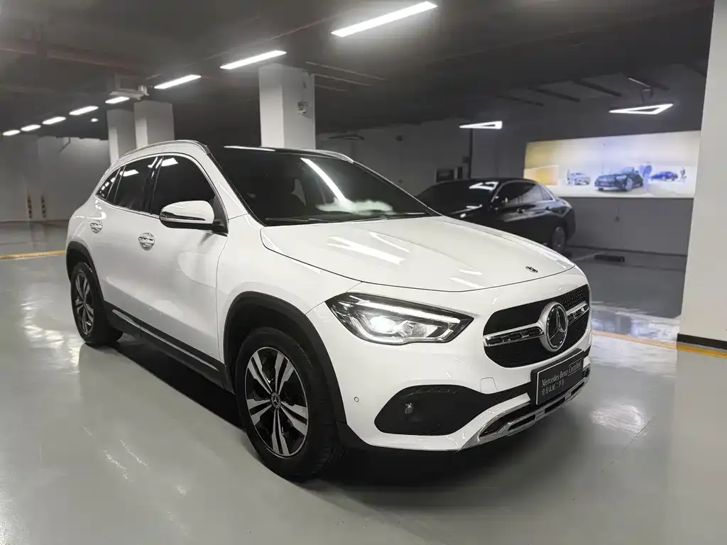 Mercedes-Benz GLA — фото 9