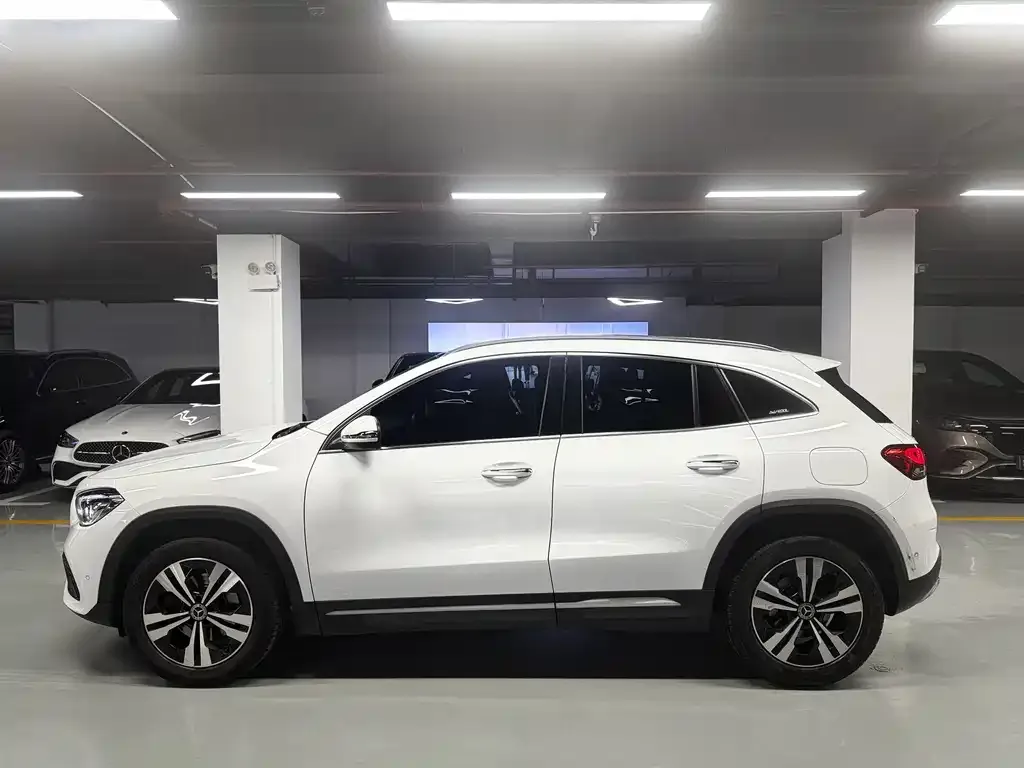 Mercedes-Benz GLA — фото 5