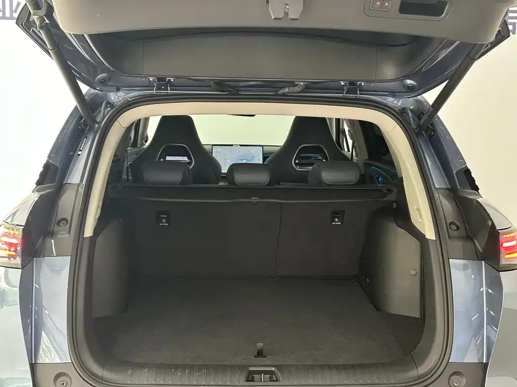 BYD Hiace 07 DM-i — фото 10