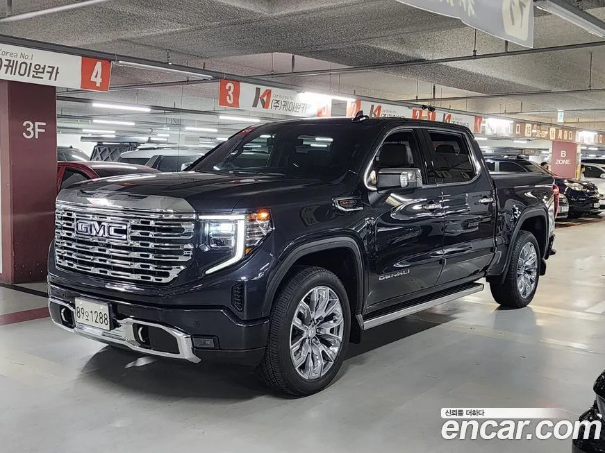 GMC Sierra — фото 1