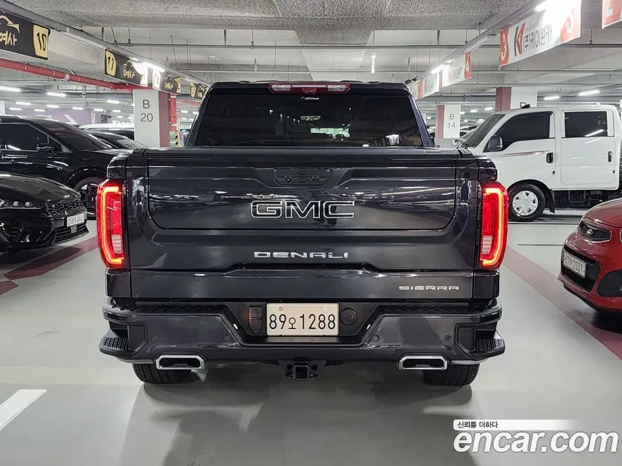 GMC Sierra — фото 9