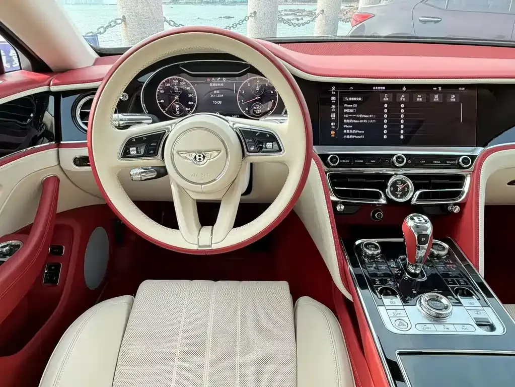 Bentley Flying Spur — фото 6