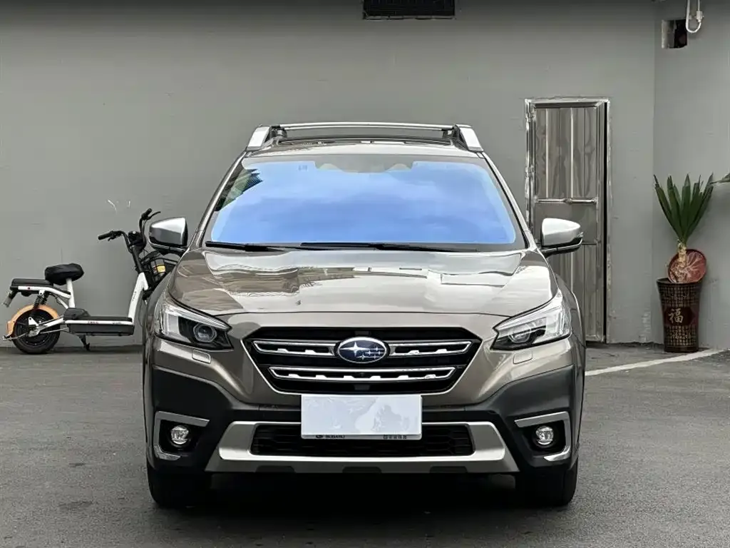 Subaru Outback — фото 5
