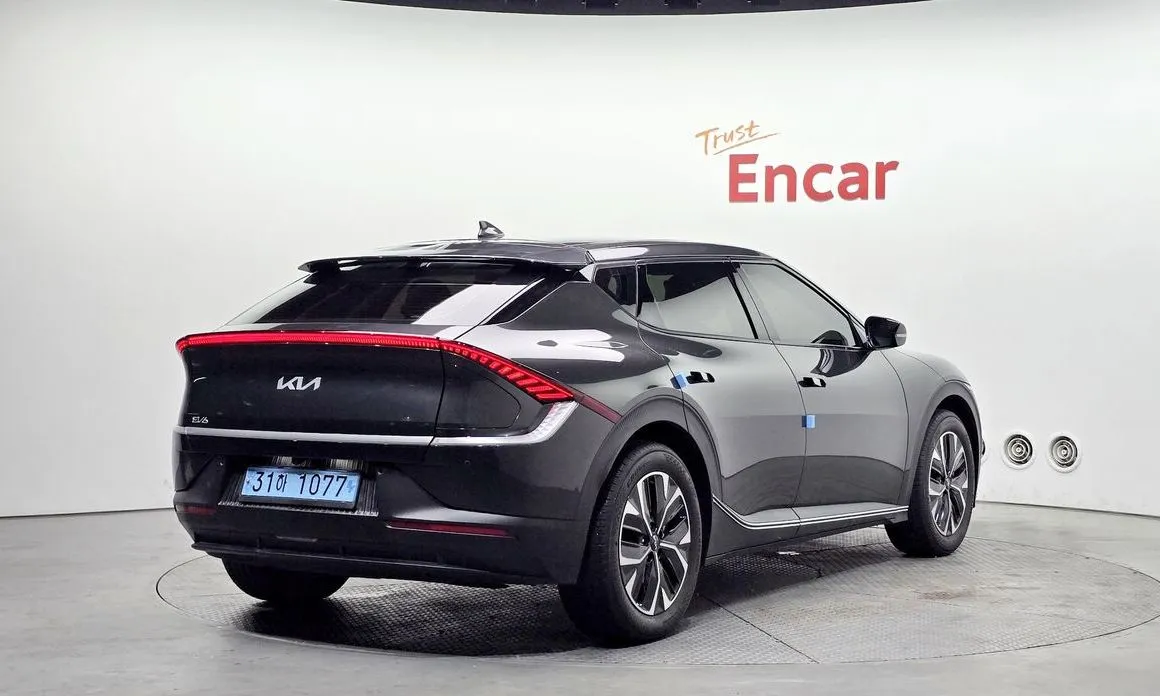 Kia EV6 — фото 8