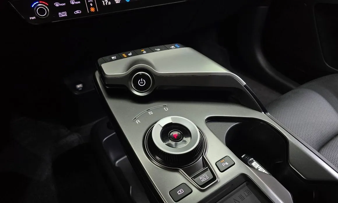 Kia EV6 — фото 3
