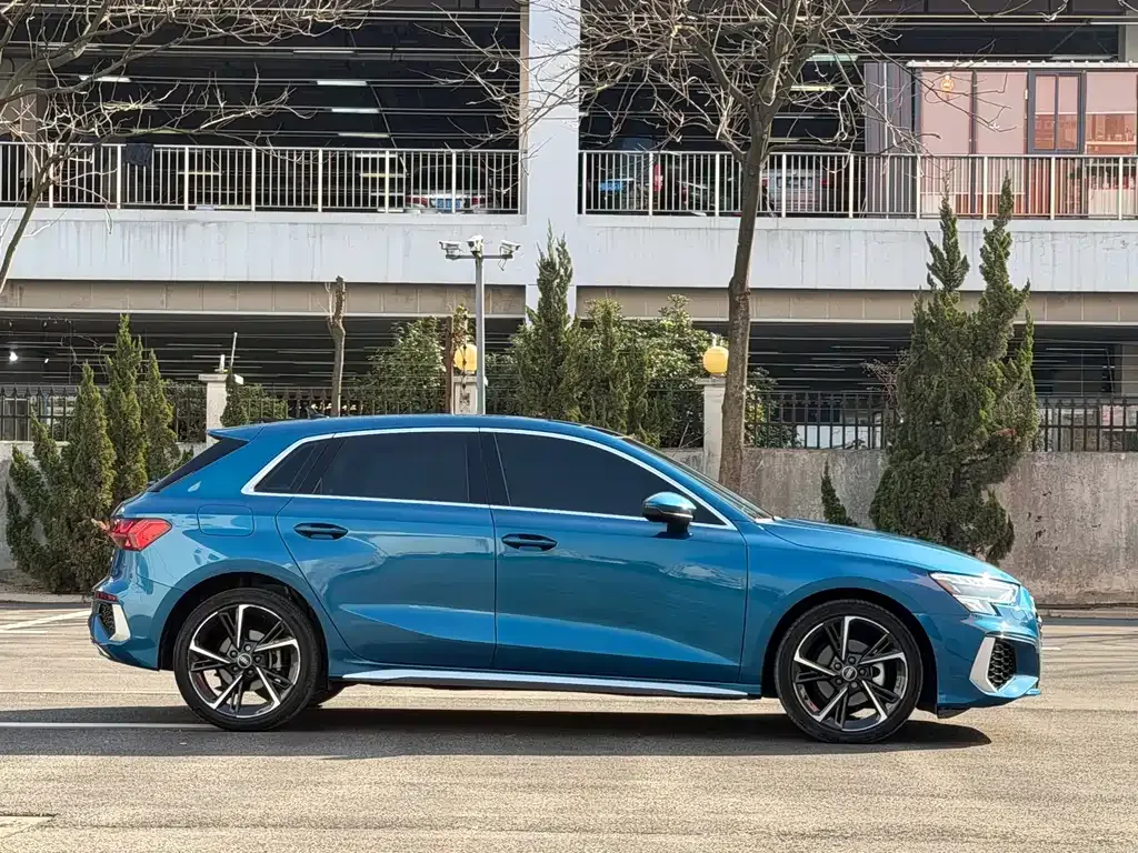 Audi A3 — фото 2