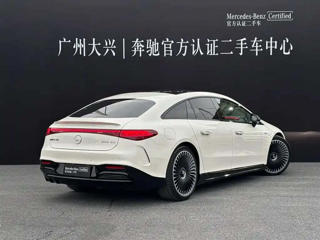 Mercedes-Benz EQS AMG — фото 4
