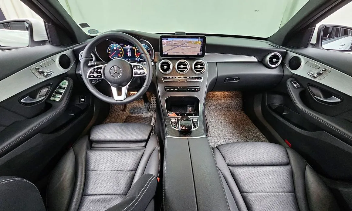 Mercedes-Benz C-Class — фото 10