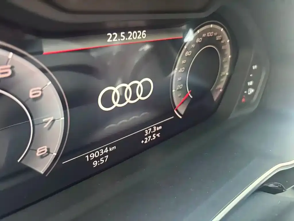 Audi Q3 — фото 2