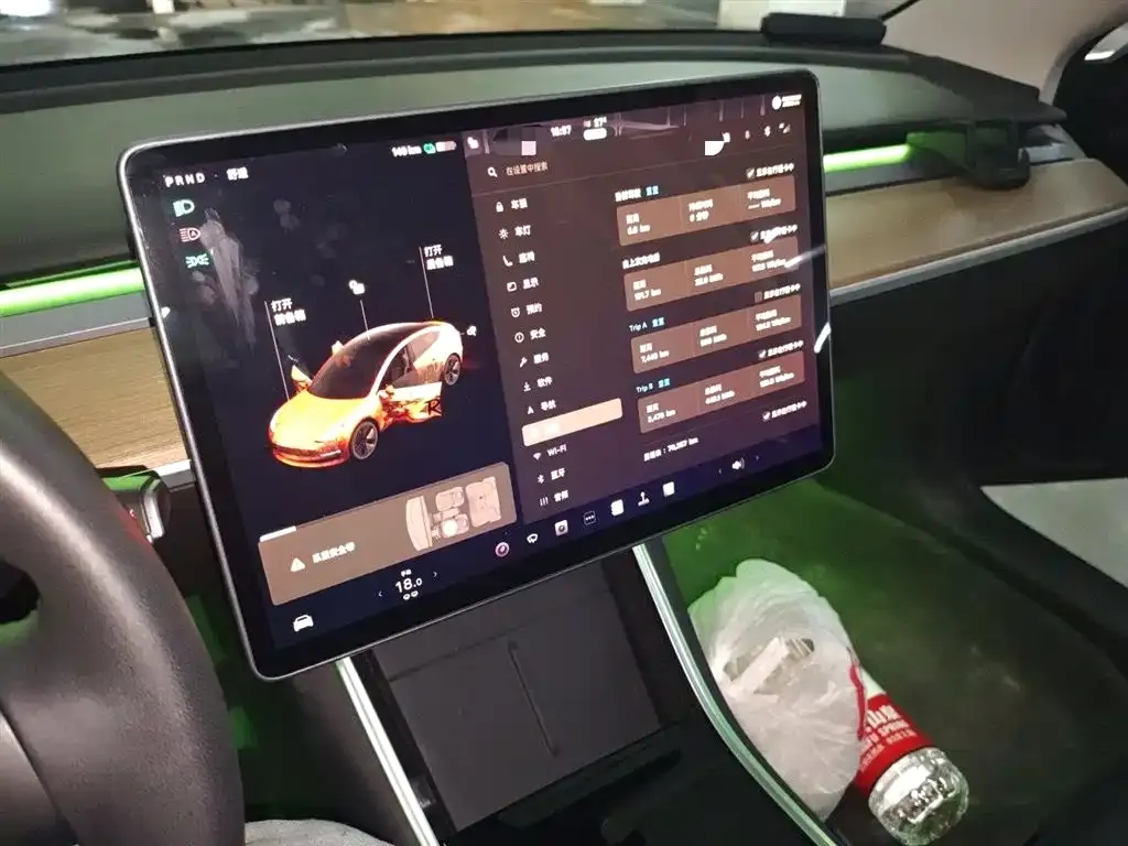 Tesla Model 3 — фото 9