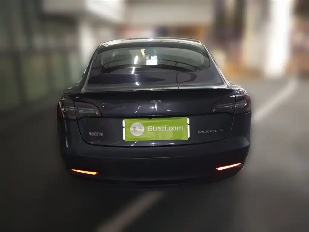 Tesla Model 3 — фото 5