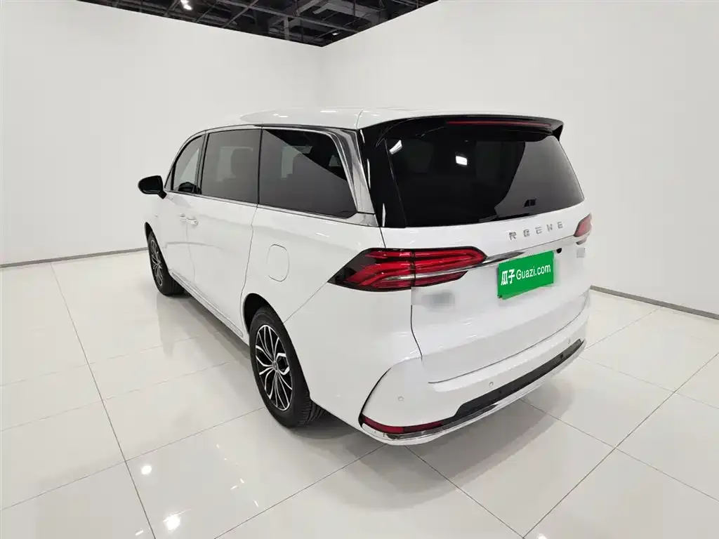 Roewe iMAX8 New Energy — фото 3