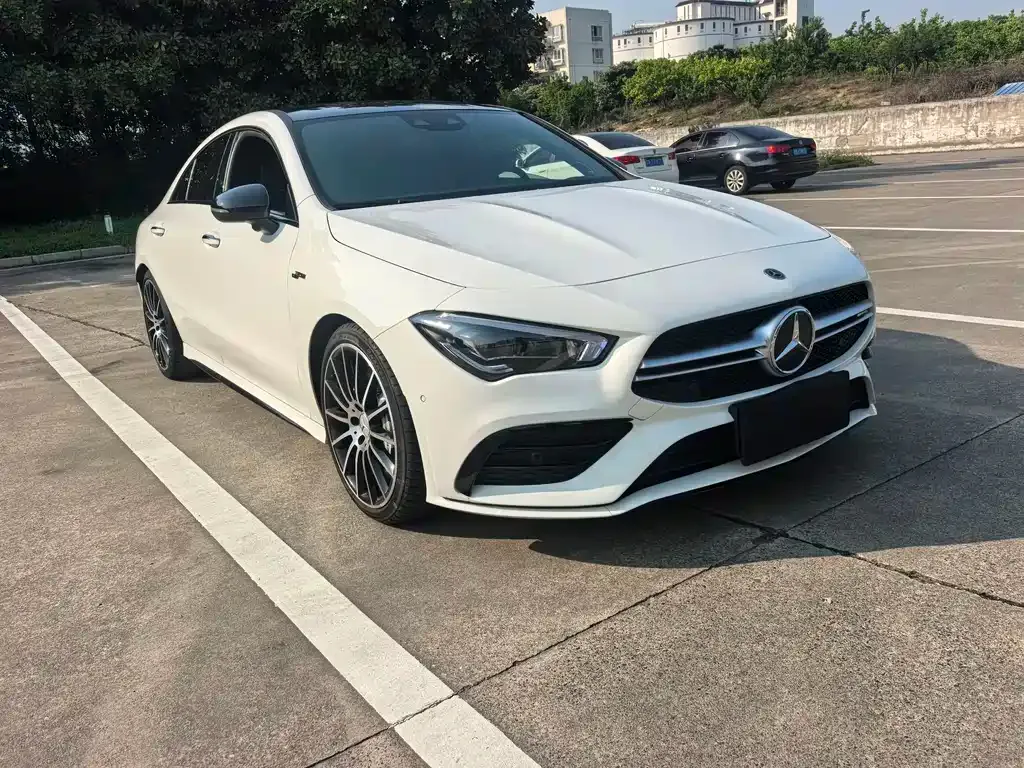Mercedes-Benz CLA AMG — фото 6