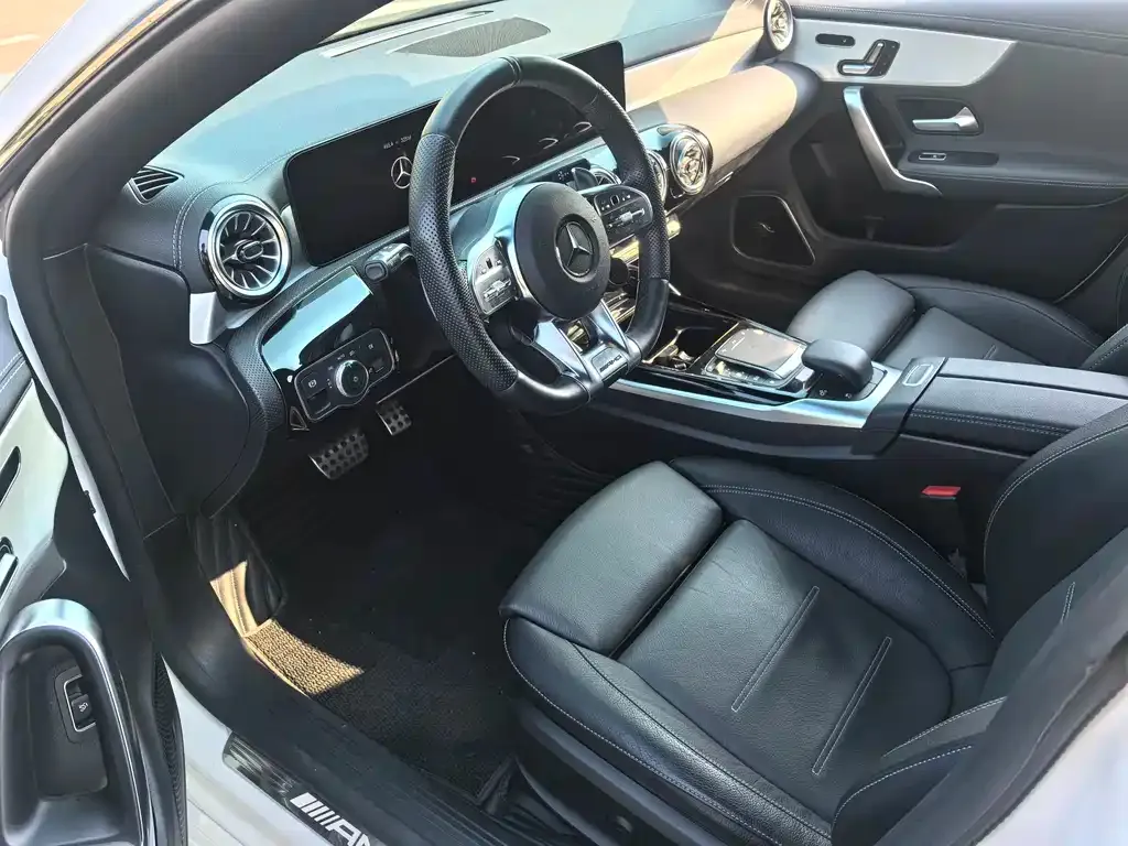 Mercedes-Benz CLA AMG — фото 4