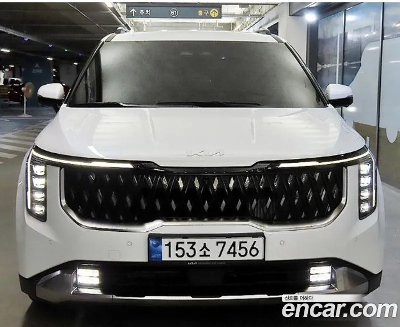 Kia Carnival — фото 10
