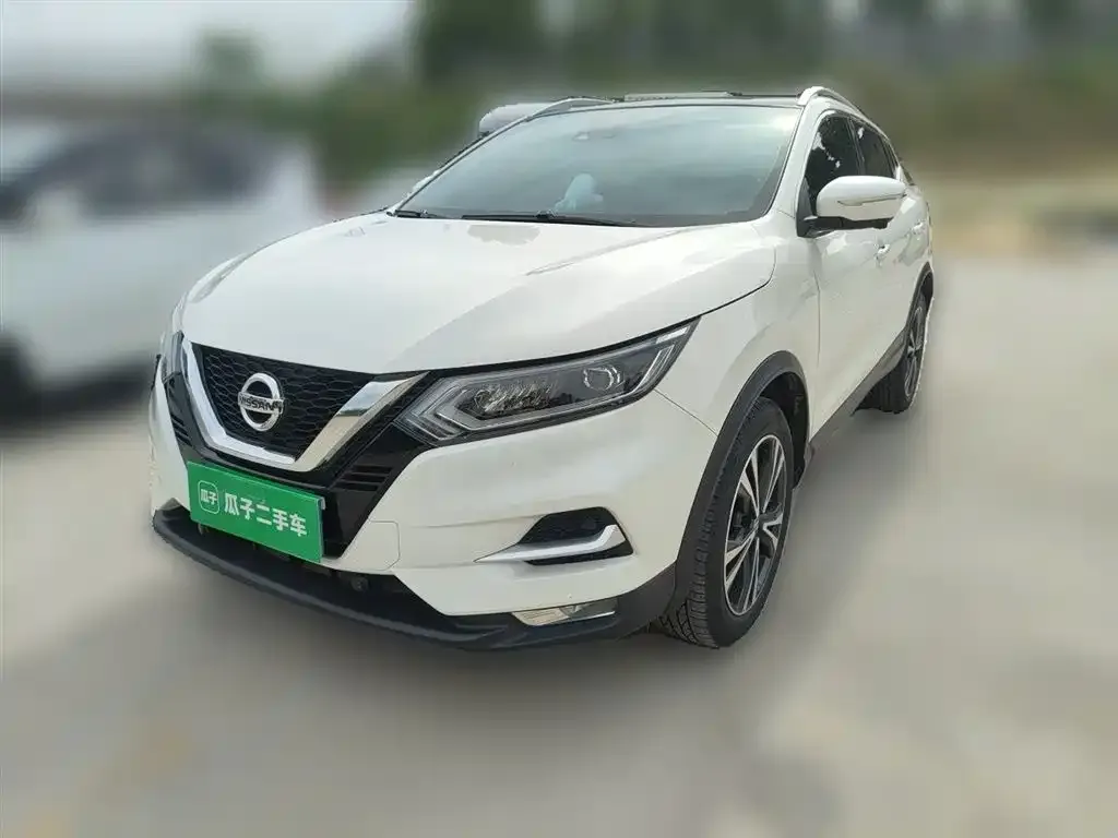 Nissan Qashqai — фото 1