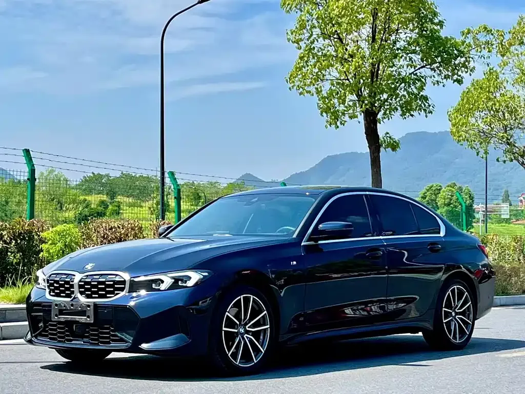BMW 3 Series — фото 1
