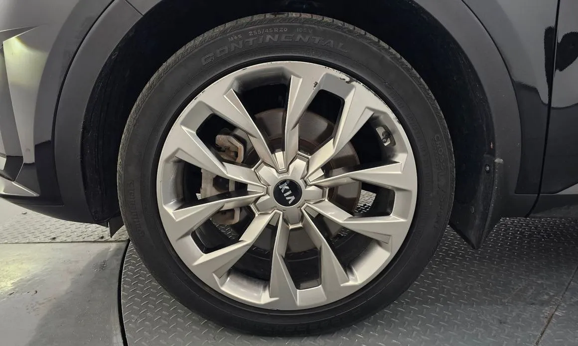 Kia Sorento — фото 8