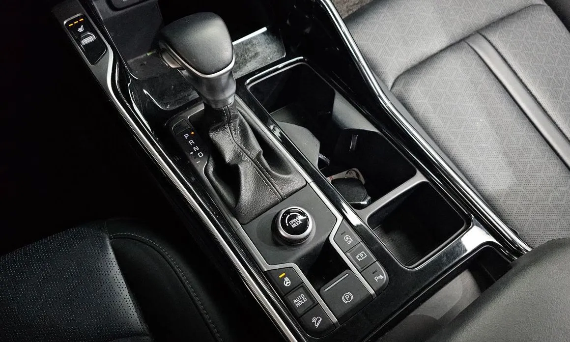 Kia Sorento — фото 4