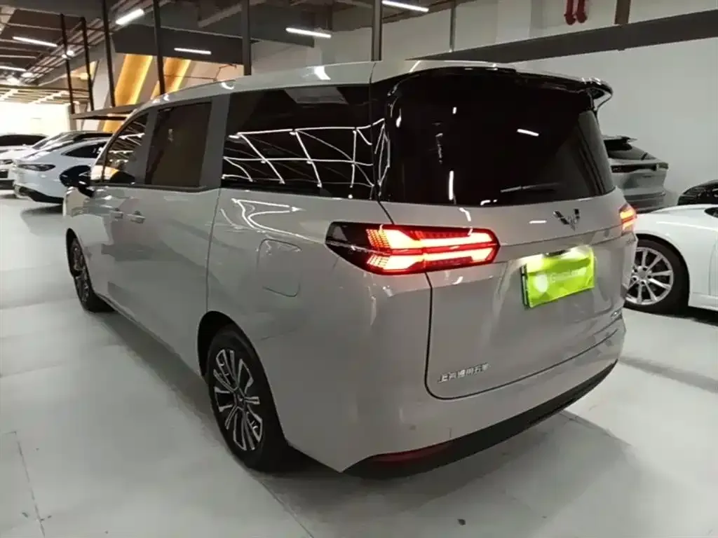 Wuling Starlight 730 New Energy — фото 6