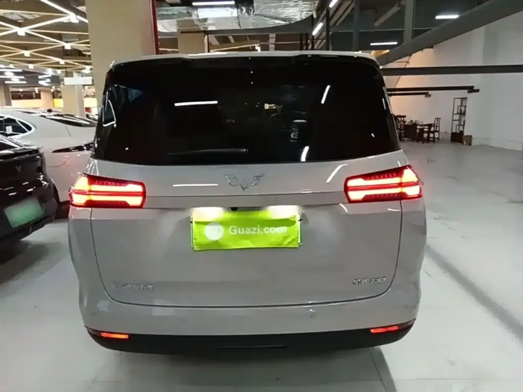 Wuling Starlight 730 New Energy — фото 8