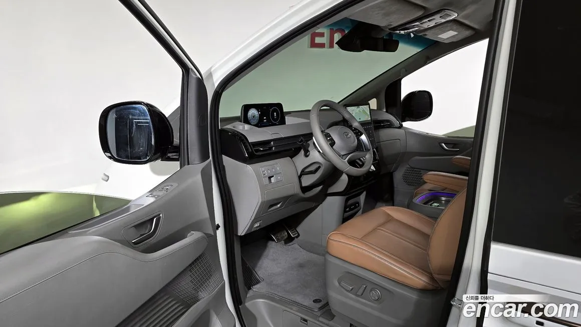 Hyundai Staria — фото 4