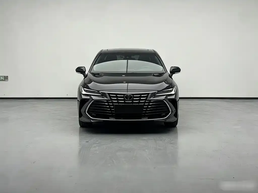 Toyota Avalon — фото 10